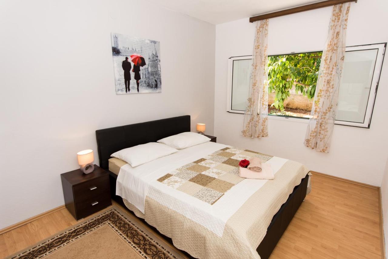 Apartments By The Sea Slatine, Ciovo - 1126 Trogir Zewnętrze zdjęcie