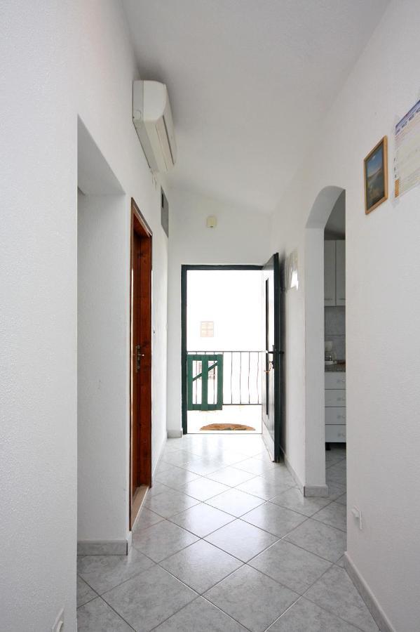 Apartments By The Sea Slatine, Ciovo - 1126 Trogir Zewnętrze zdjęcie